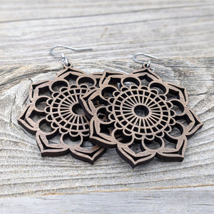 Mandala Earrings / Wood Earrings / Floral Bridesmaid Earrings / Intricate Earrings / Lightweight Mandala from Wood / Hypoallergenic