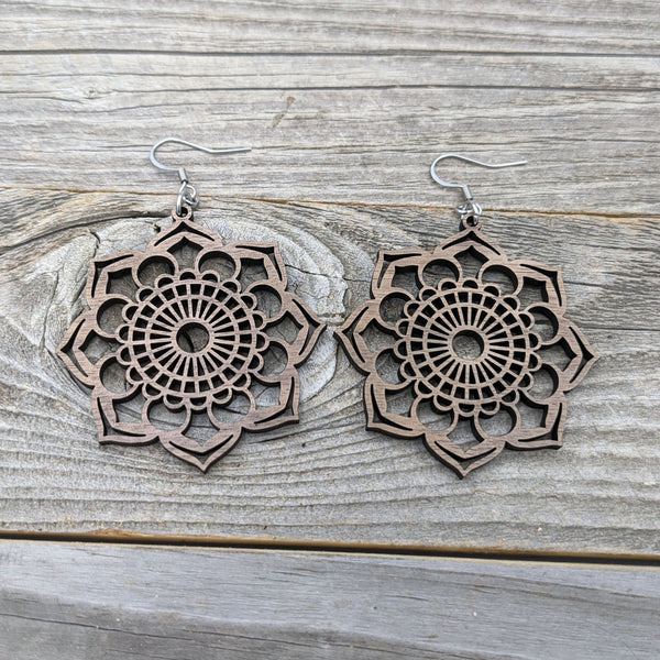 Mandala Earrings / Wood Earrings / Floral Bridesmaid Earrings / Intricate Earrings / Lightweight Mandala from Wood / Hypoallergenic